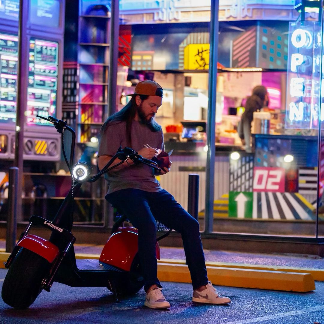 Easy to ride electric scooters